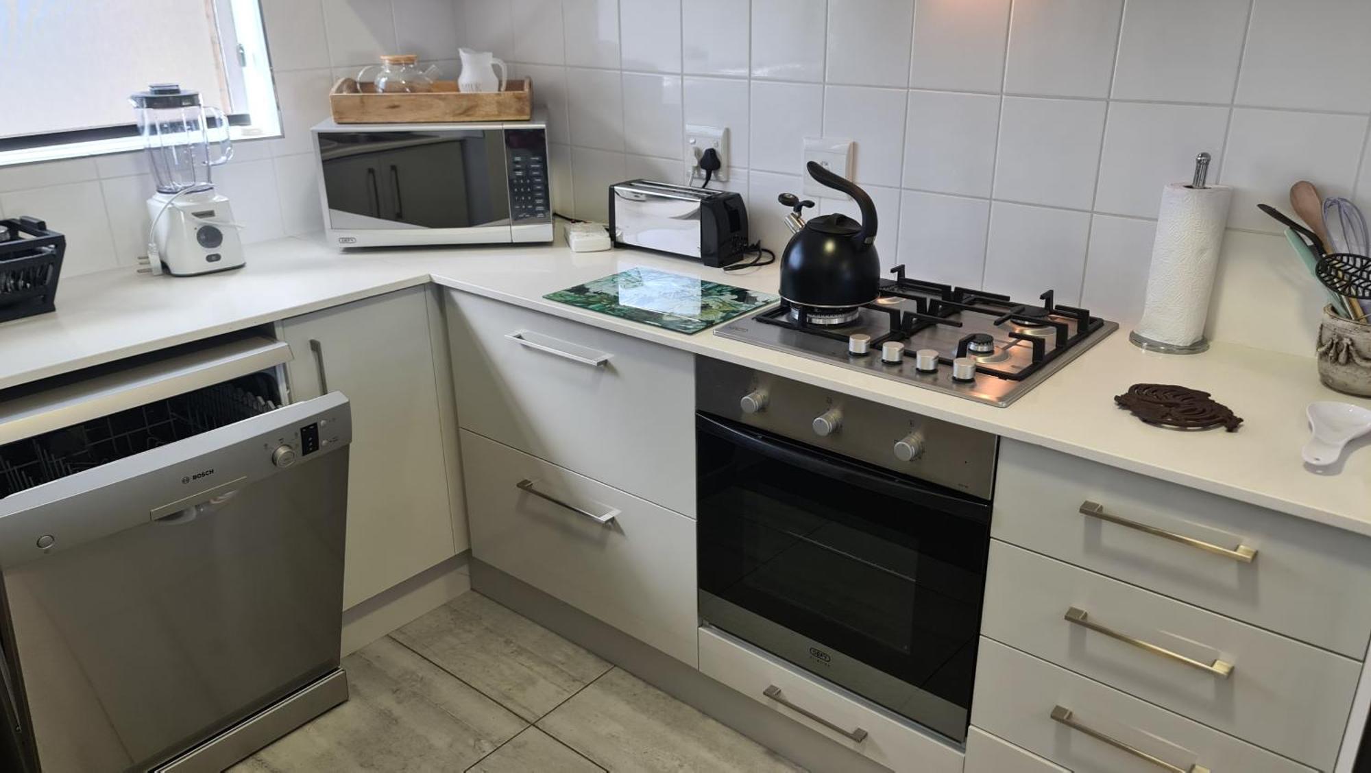 Bright & Stylish Self Catering Swakopmund Cbd Apartment Ngoại thất bức ảnh