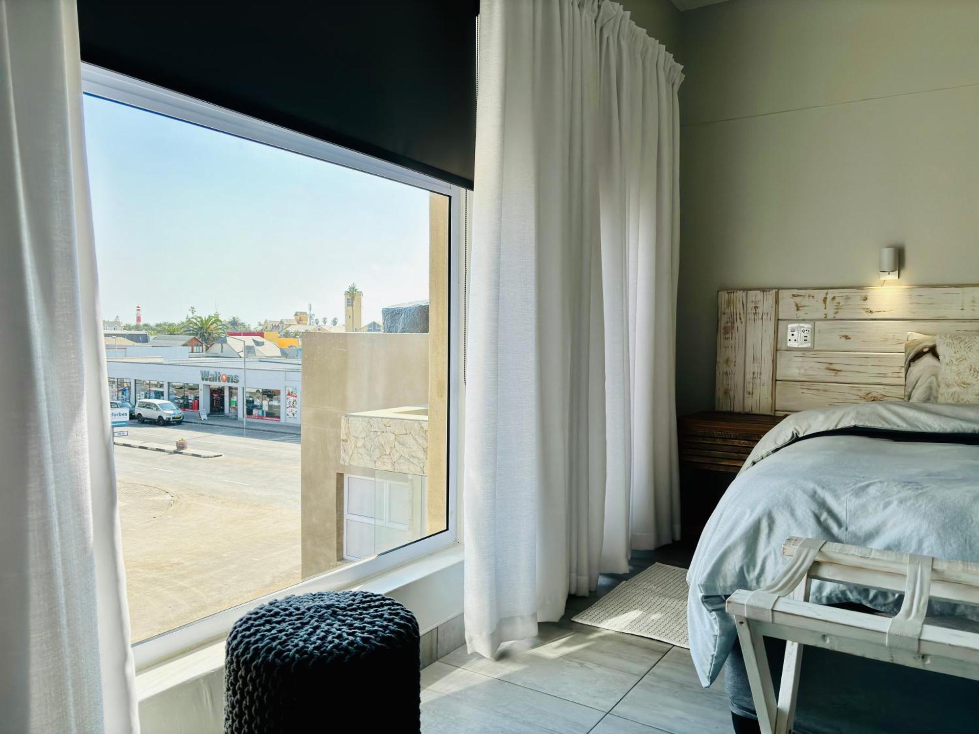 Bright & Stylish Self Catering Swakopmund Cbd Apartment Ngoại thất bức ảnh